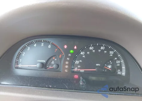 2002 Toyota Camry Le из США, поврежденный, VIN 4T1BE32K02U088307